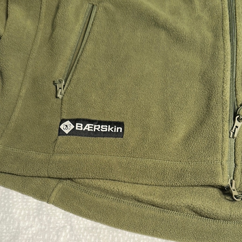 Baerskin TrueSweat Olive Green Hoodie - Picture 14 of 15